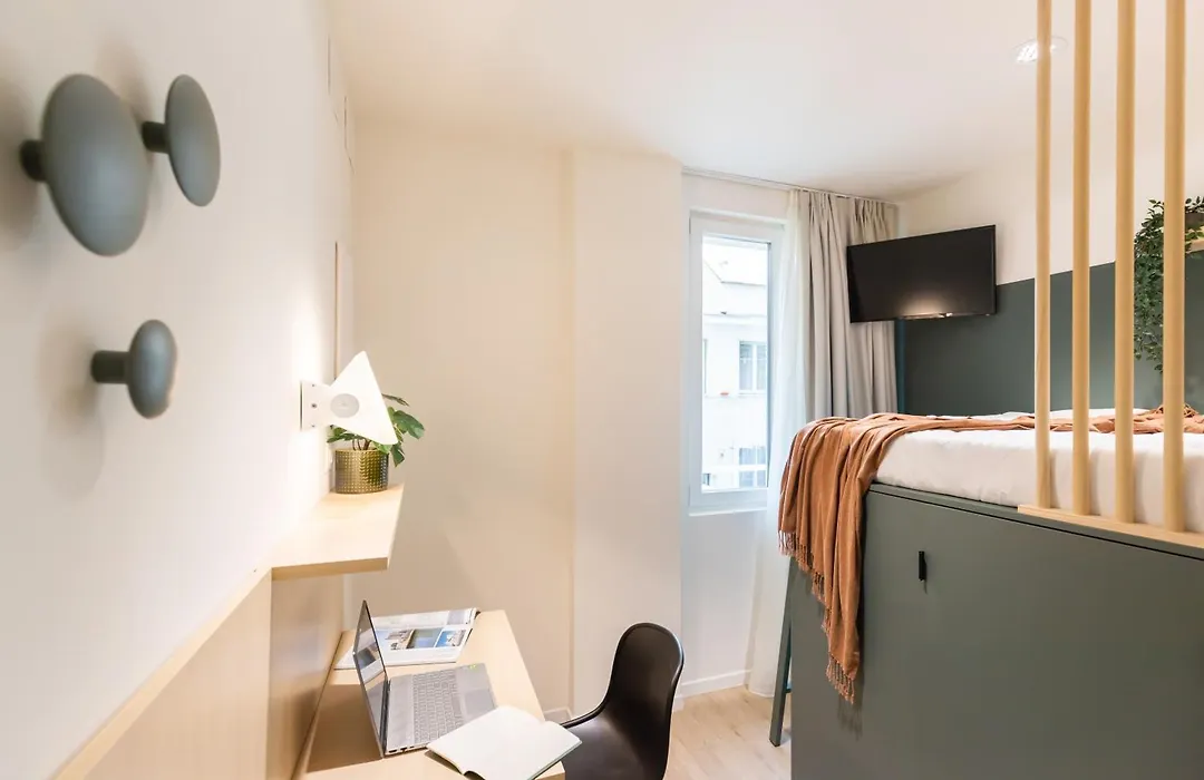 Well-Located Campus Rooms Near City Park-1