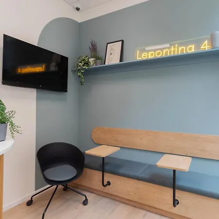 Well-Located Campus Rooms Near City Park-3